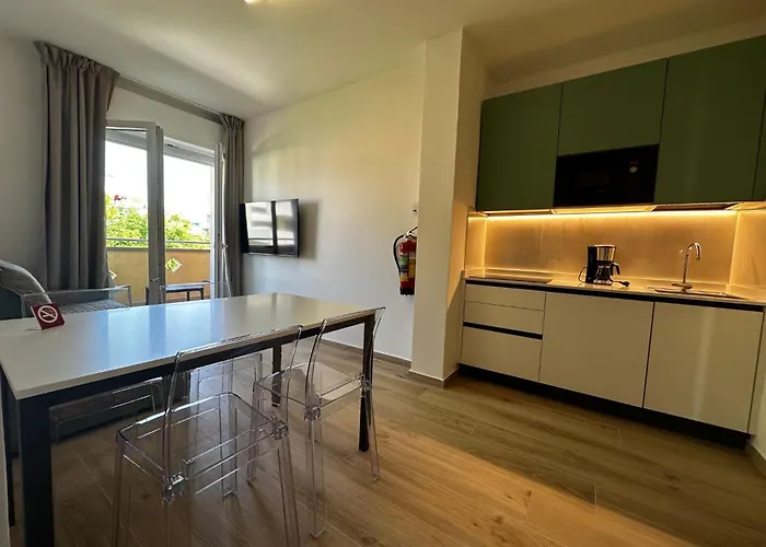 Διαμέρισμα Modern Flat In