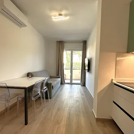 Апартаменты Modern Flat In *